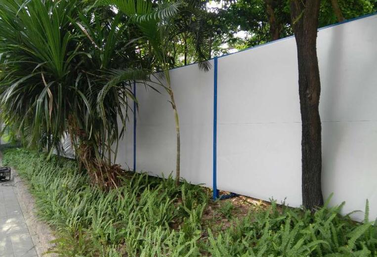 「深圳PVC圍擋」深圳pvc圍擋價(jià)格貴嗎?多少錢一米?