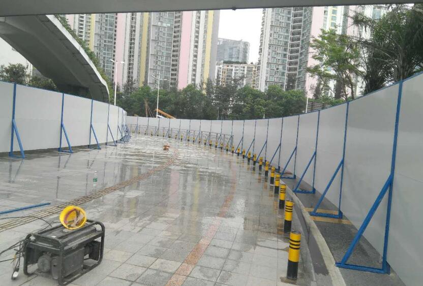 深圳工地施工彩鋼板圍擋的高度如何選定？有什么標(biāo)準(zhǔn)嗎