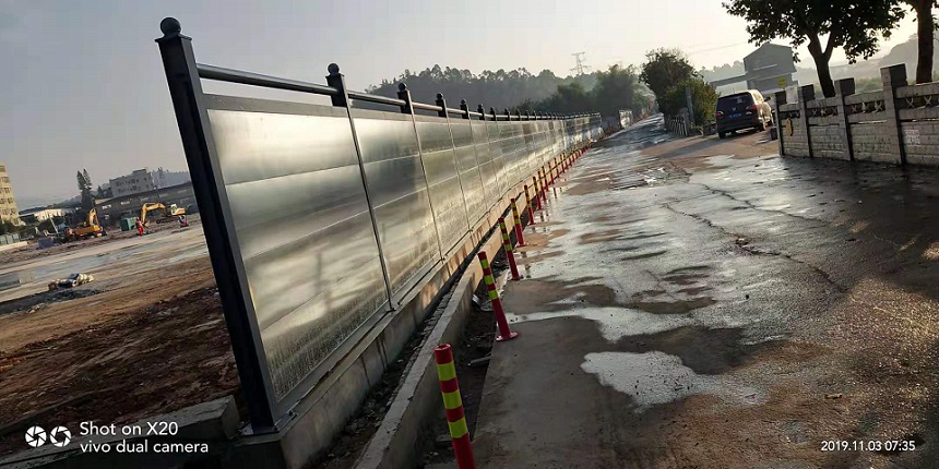 裝配式烤漆圍擋規(guī)格，工程圍擋廠家