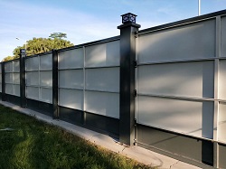 你一定要了解深圳圍擋廠家，這能為你工程省下更多預(yù)算